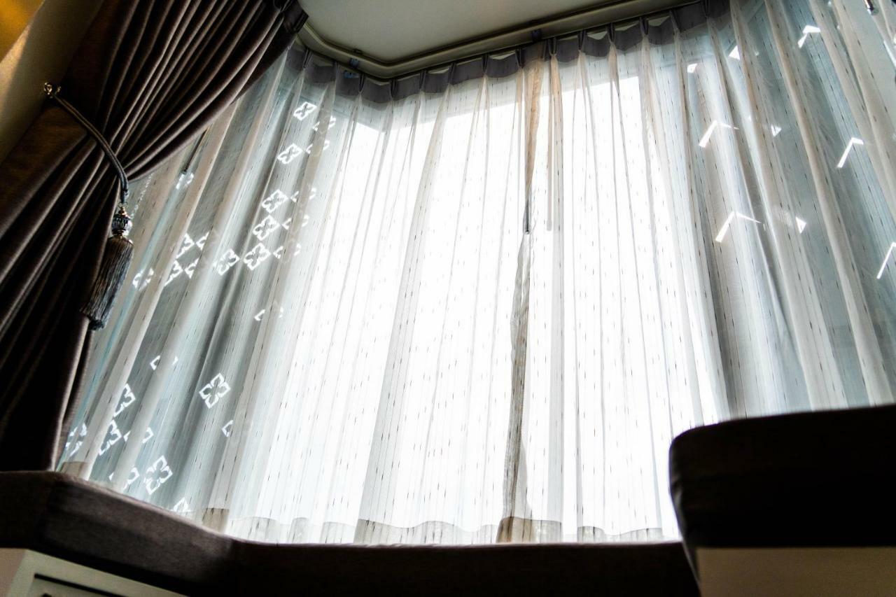 The Lol Elephant Hostel Бангкок Екстер'єр фото